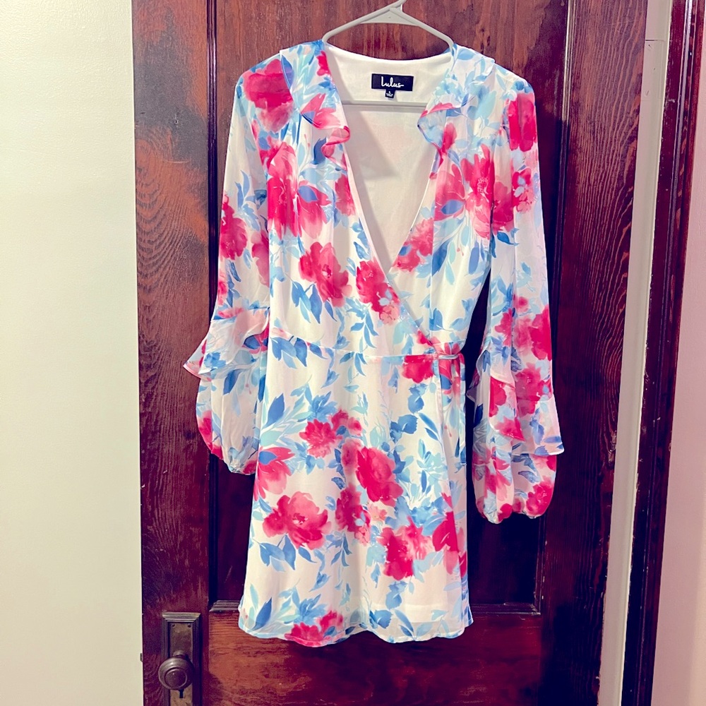 Lulus dress- floral print dress, sheer sleeves, size L